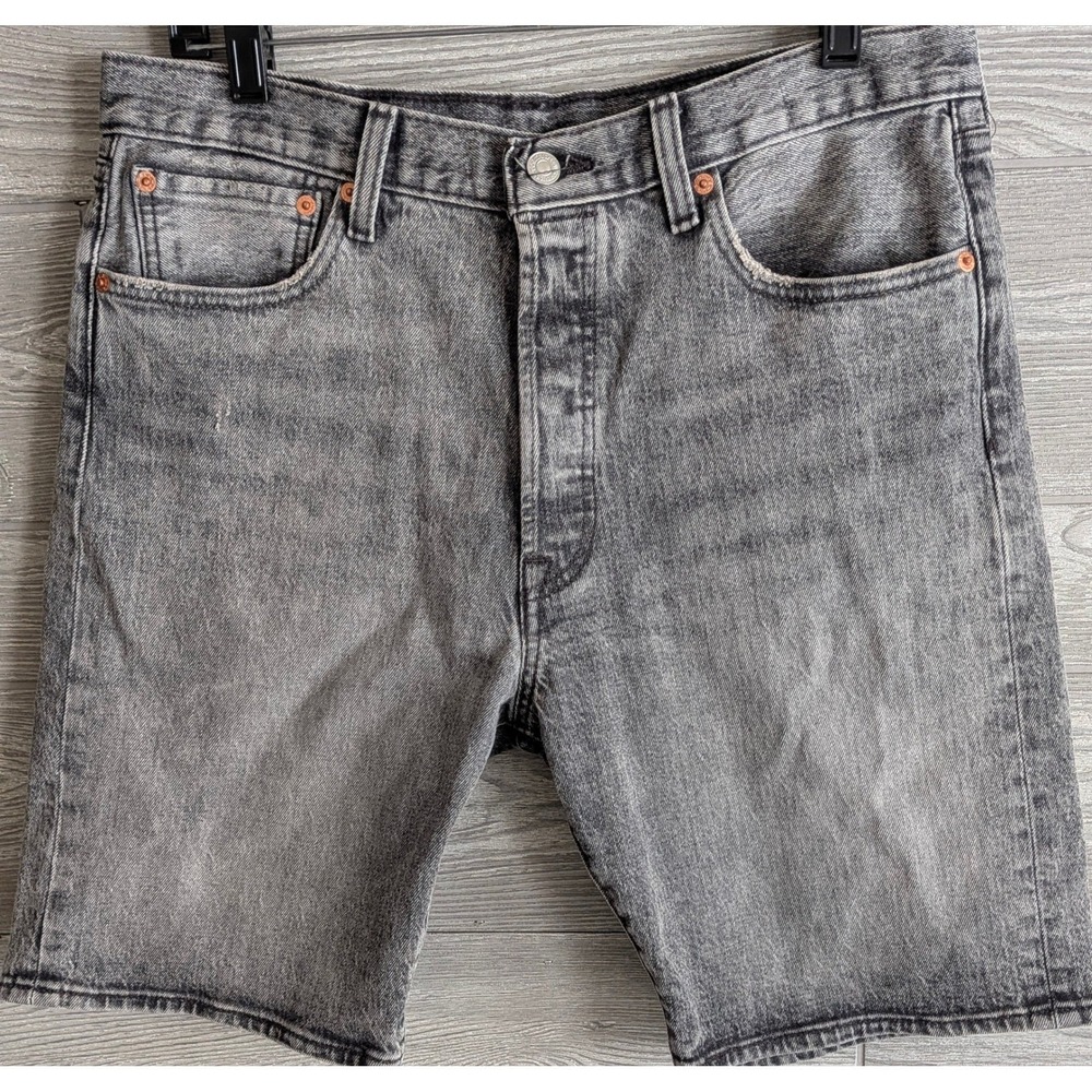 Levis 501 Mens Grey Faded Denim Shorts Button Fly Size 33 Jorts Distressed